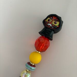 Disney Doorables: Star Wars: Darth Maul in hood handmade beaded pen